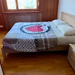 Fedelia A Vicino Al Centro Apartamento Tarvisio