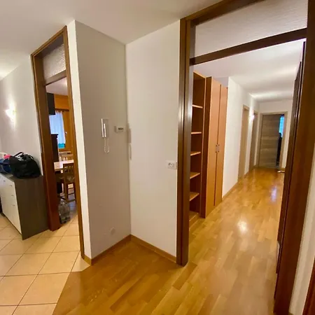 Fedelia A Vicino Al Centro