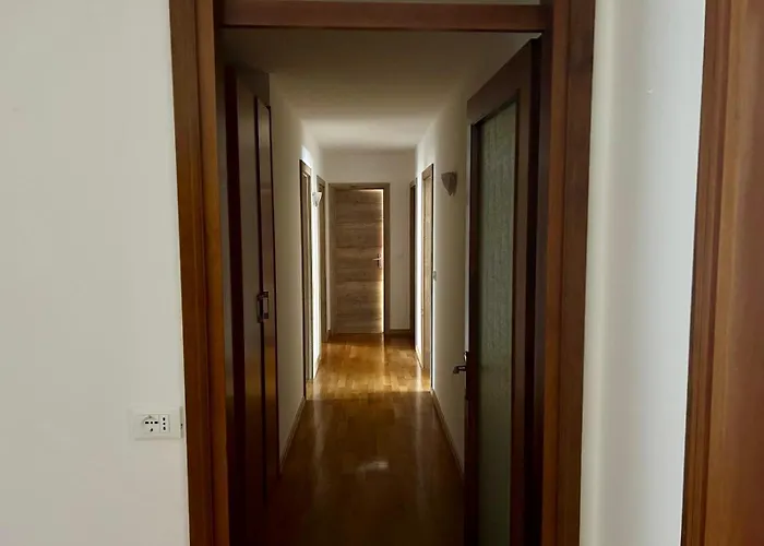 Fedelia A Vicino Al Centro Tarvisio